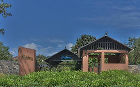 Clouds View Nature Resort